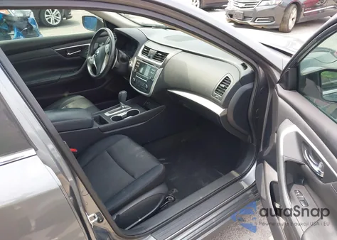 2017 Nissan Altima 2.5 Sr из США, поврежденный, VIN 1N4AL3AP5HC261908